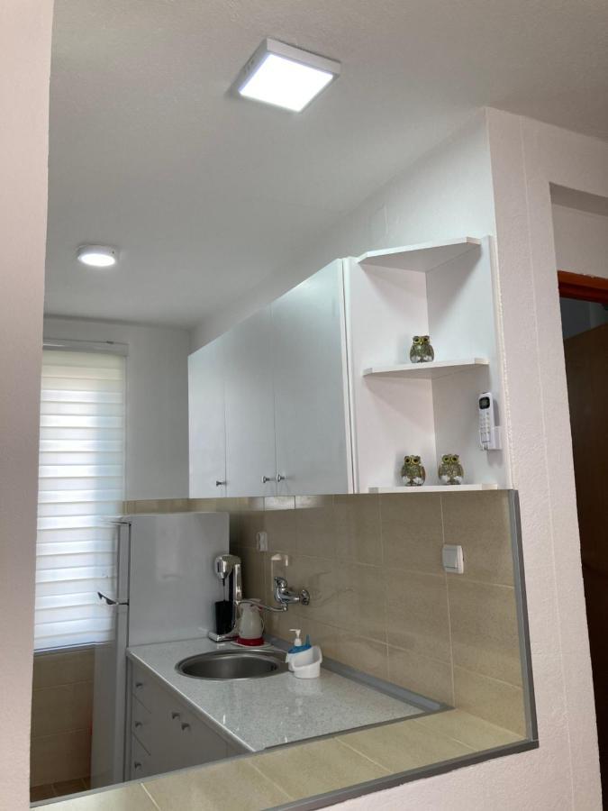 Tiki Apartments 게브겔리야 외부 사진