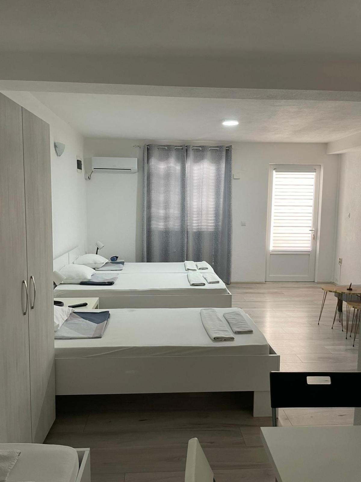 Tiki Apartments 게브겔리야 외부 사진