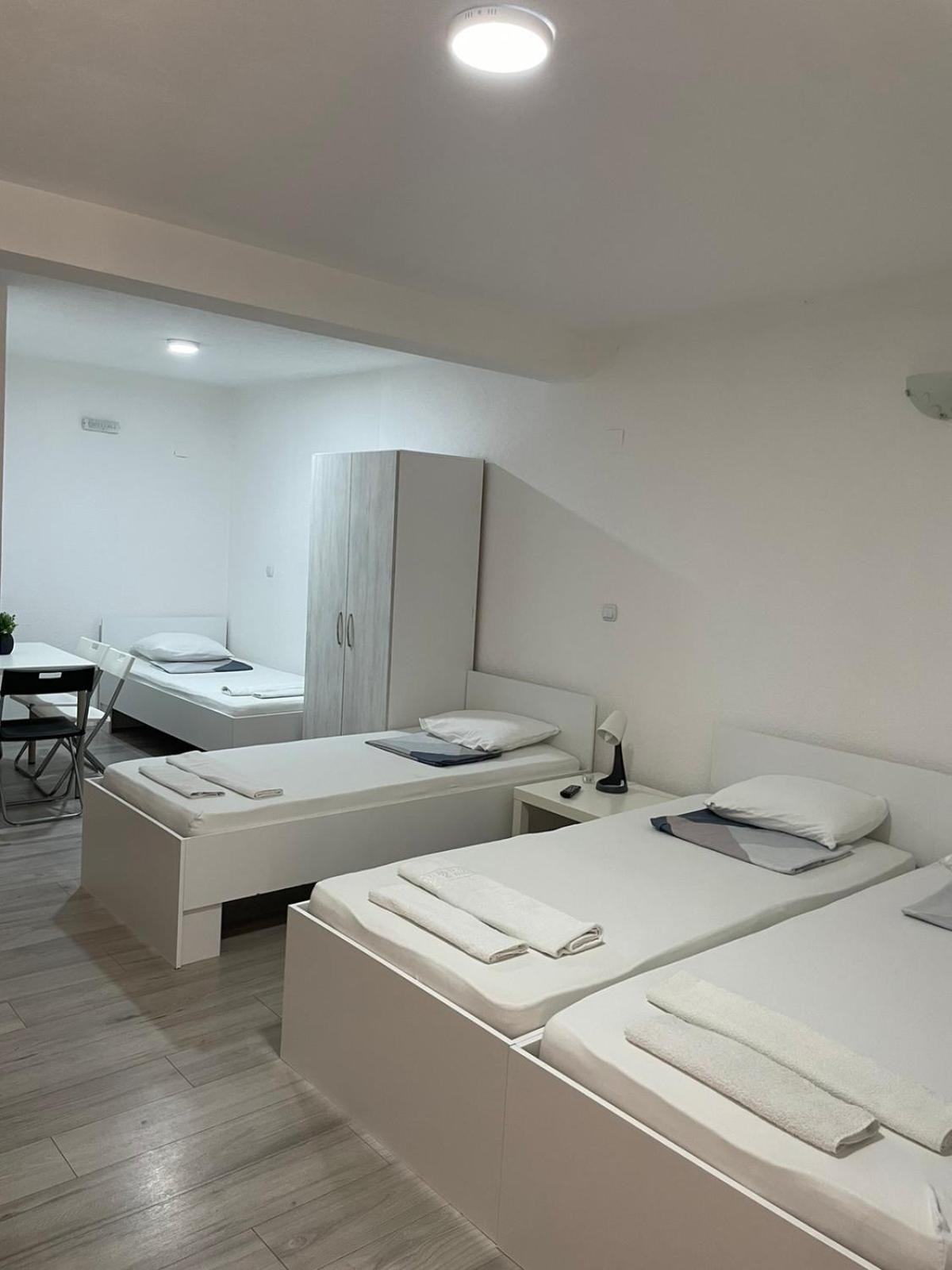 Tiki Apartments 게브겔리야 외부 사진