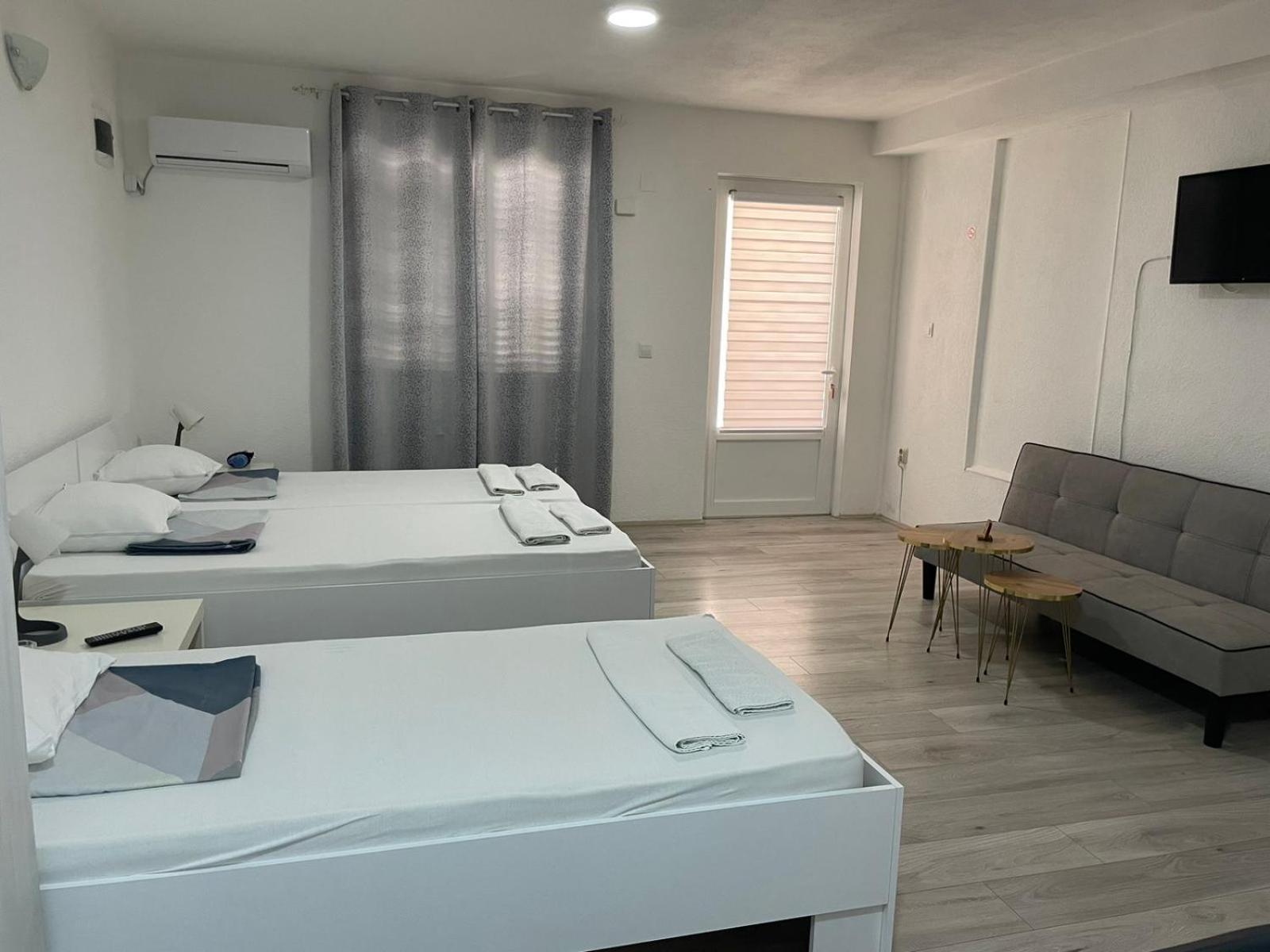 Tiki Apartments 게브겔리야 외부 사진