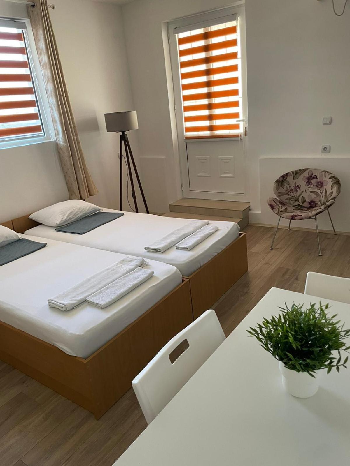 Tiki Apartments 게브겔리야 외부 사진